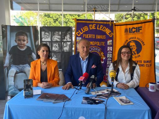 Gala en favor de Debra Piel de Mariposa